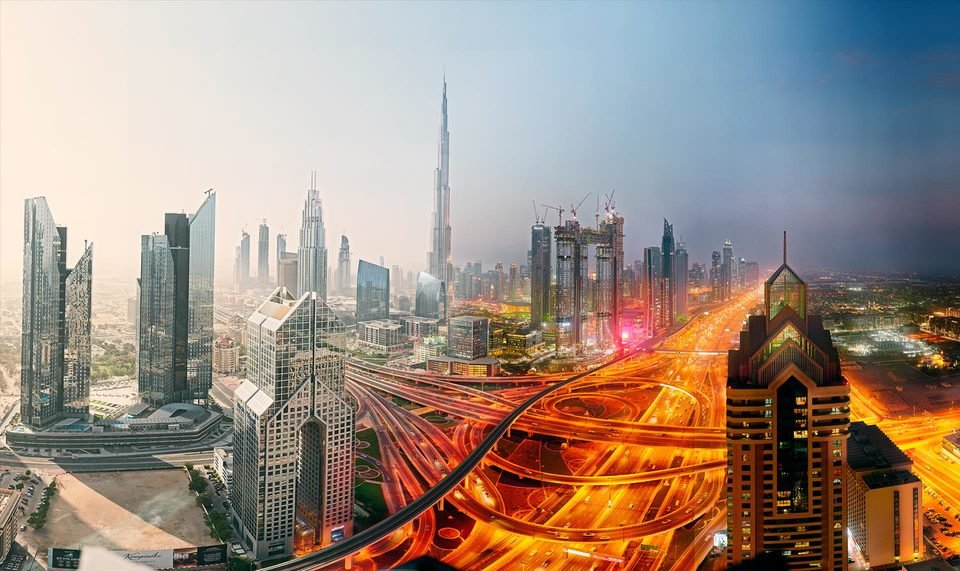 Dubai Day Night Gigapixel